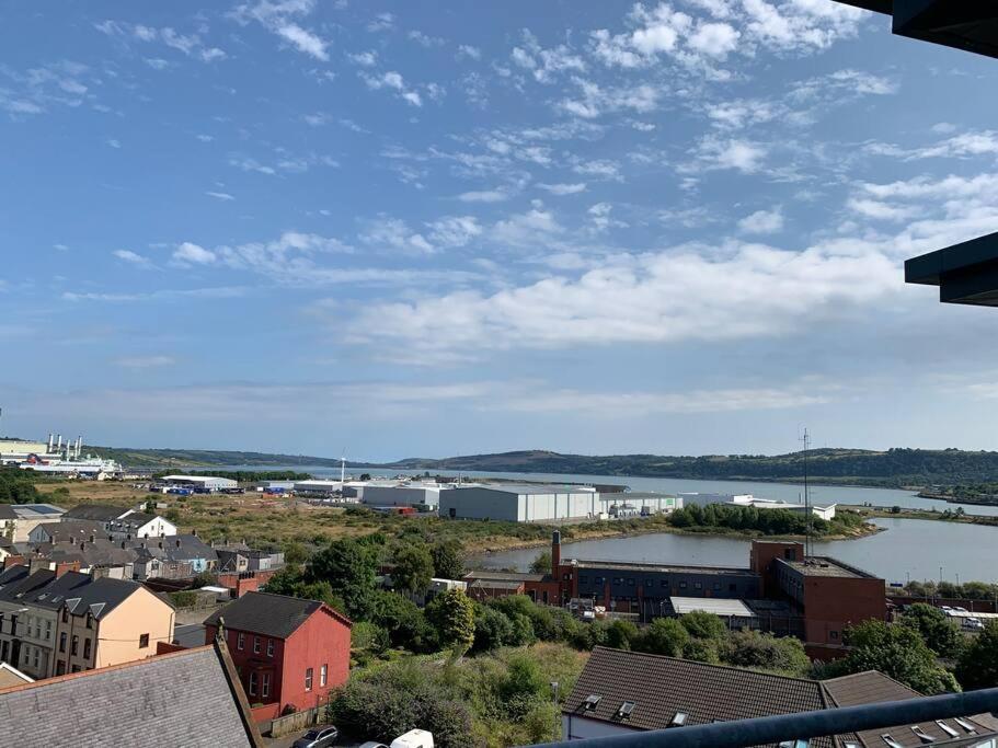 3 Bedroom Penthouse Apartment In Larne Esterno foto