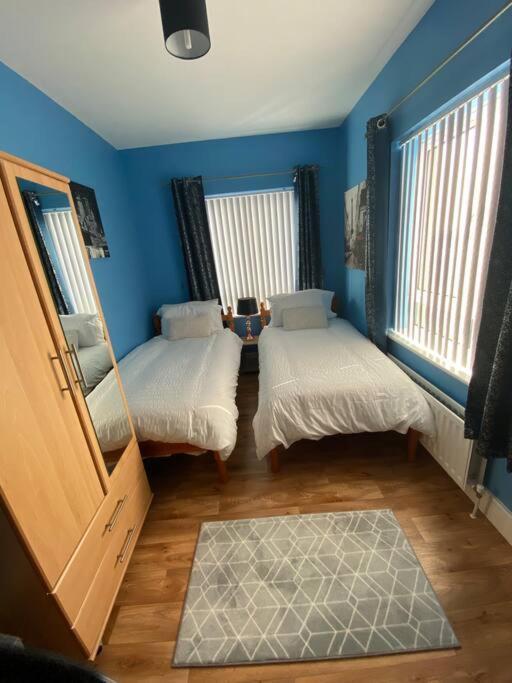 3 Bedroom Penthouse Apartment In Larne Esterno foto