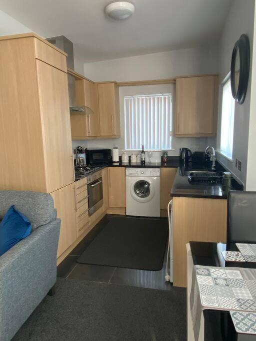 3 Bedroom Penthouse Apartment In Larne Esterno foto