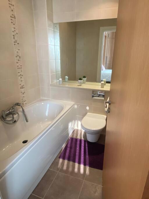 3 Bedroom Penthouse Apartment In Larne Esterno foto